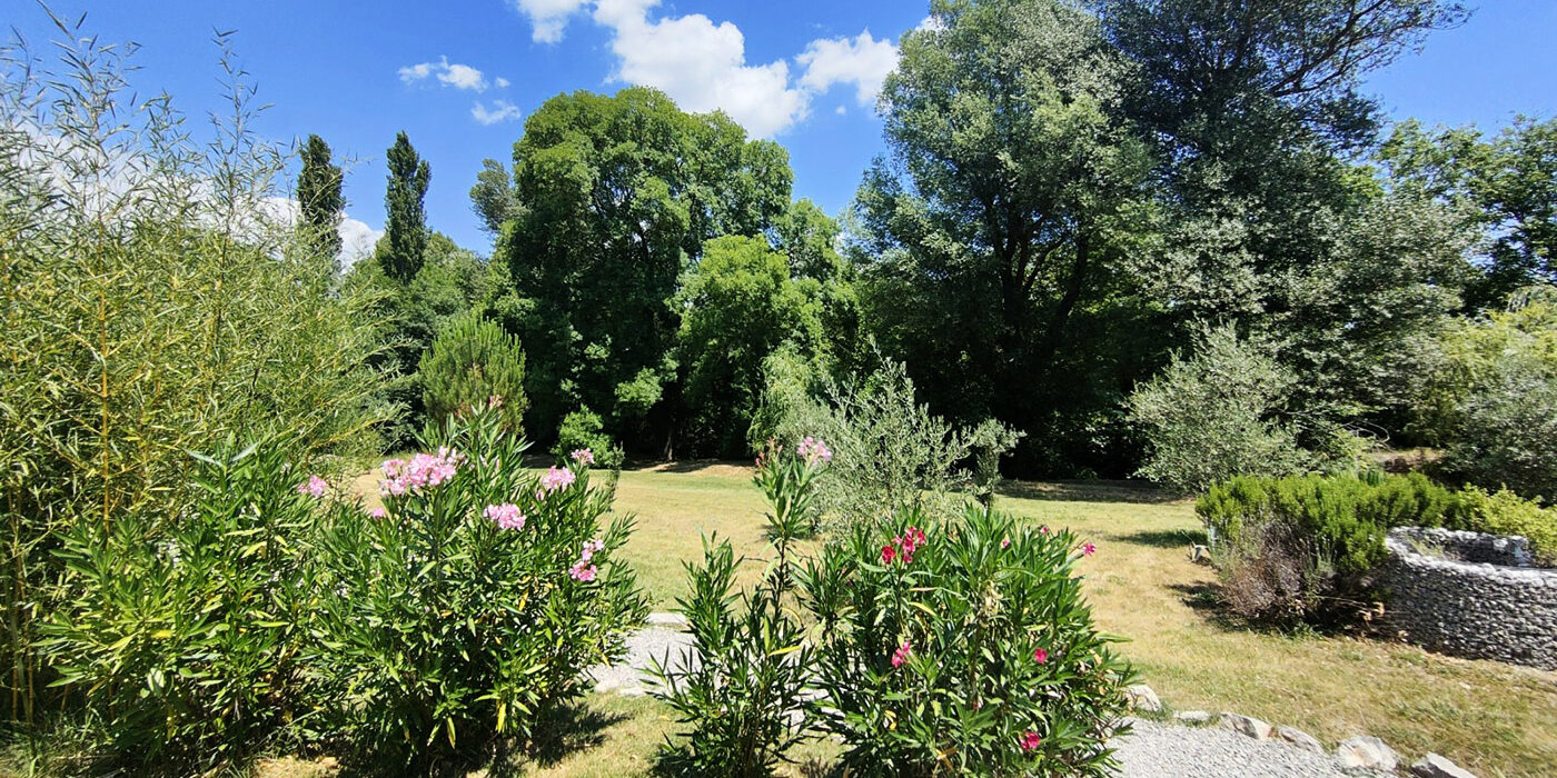 La Belle Rivière - Maison d'hôtes en Provence - Parc