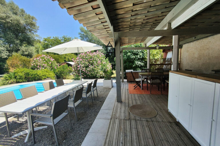 La Belle Rivière - Maison d'hôtes en Provence - Terrasse ombragée